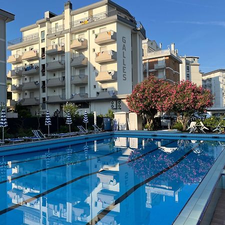 יזולו Hotel Galles מראה חיצוני תמונה